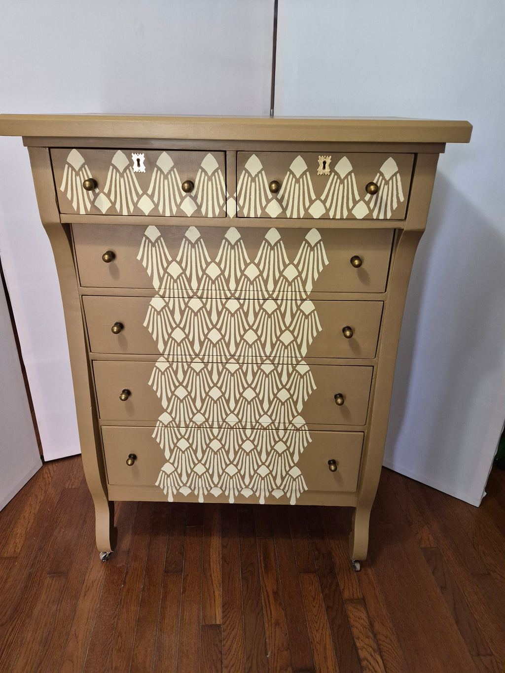 Dresser - 6 drawer
