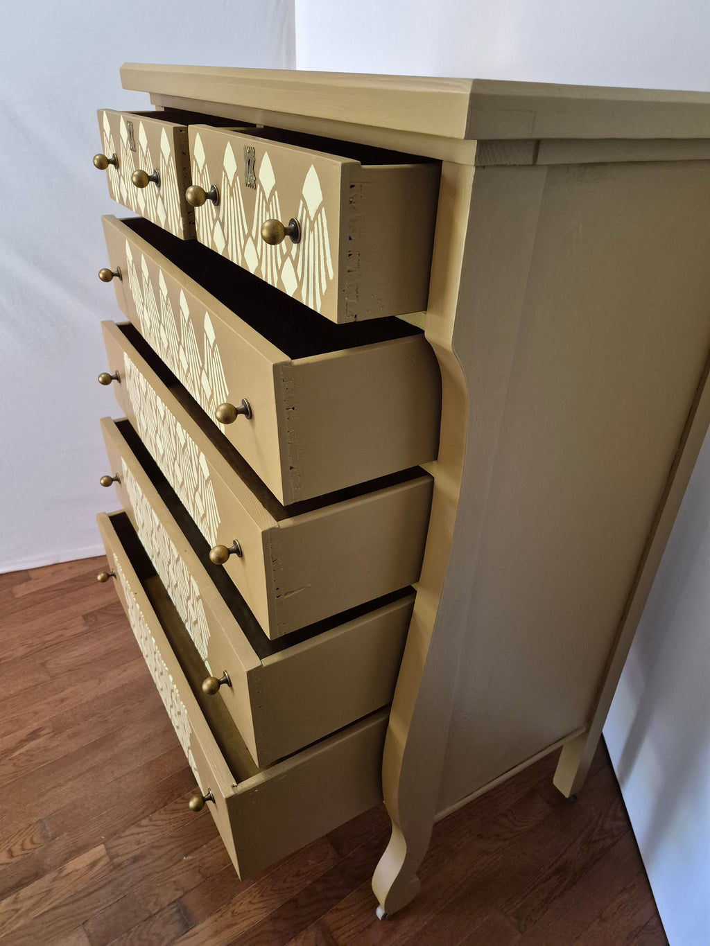 Dresser - 6 drawer