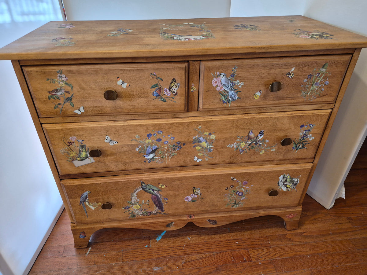 Dresser