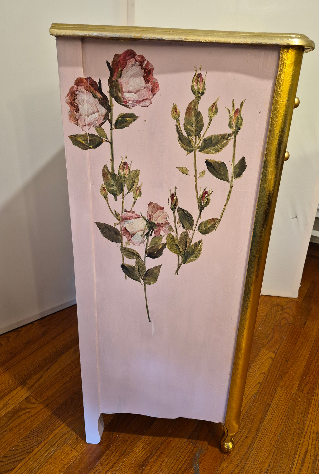 Bougie Pink Dresser