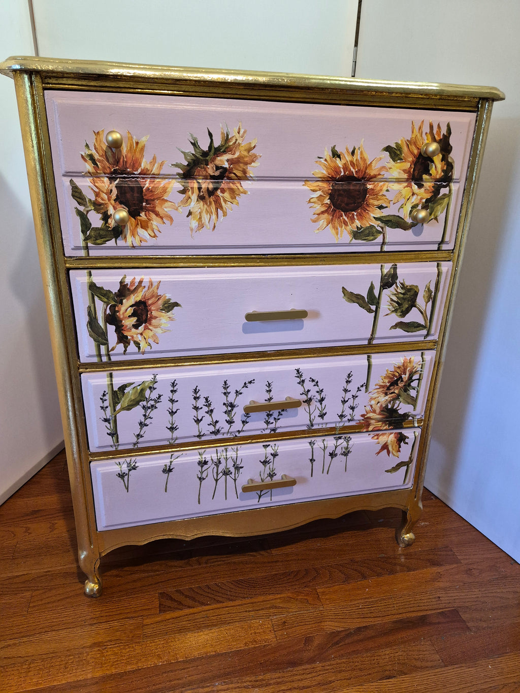 Bougie Pink Dresser