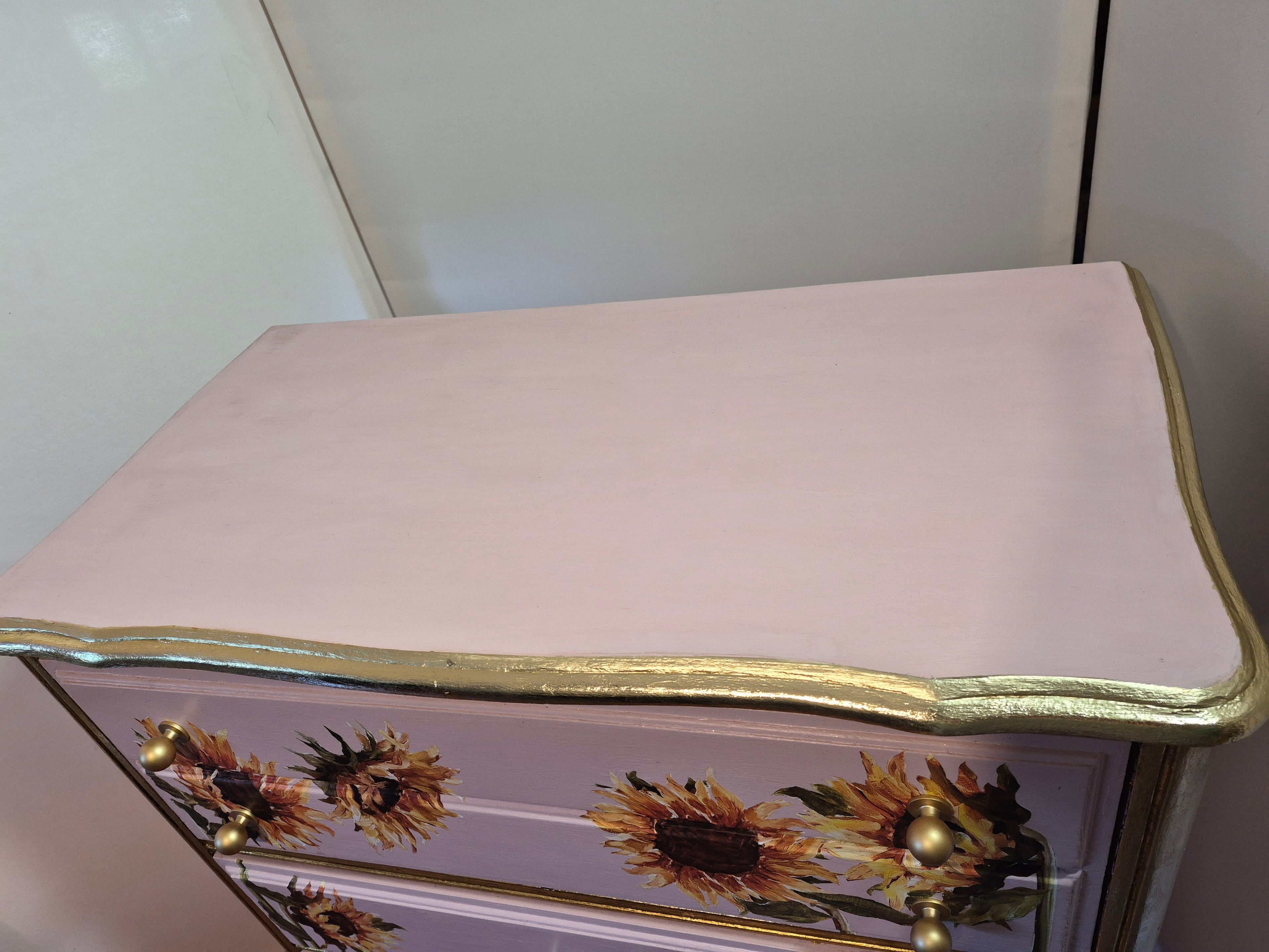 Bougie Pink Dresser