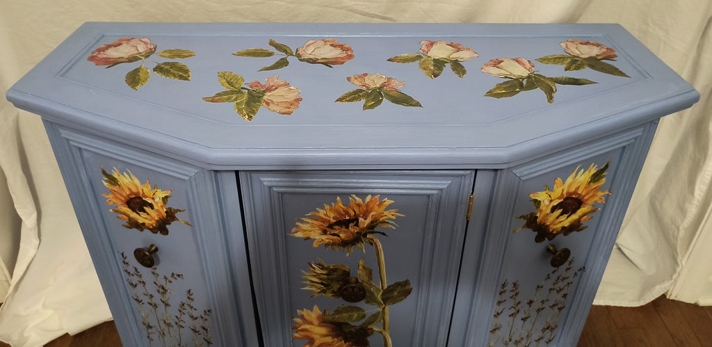 Sunflower Console Table – Shelf & Cabinet Storage